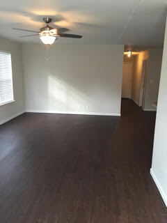 Foto del edificio - 117 W Burnham Ave