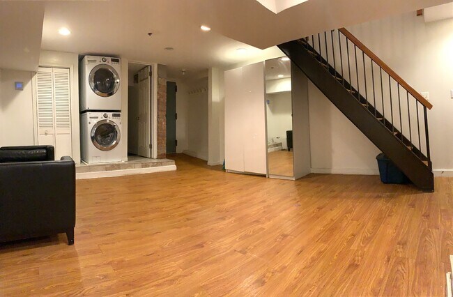 Building Photo - 238 W 137th St