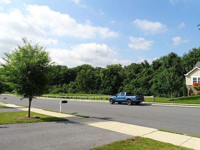 Foto del edificio - 148 Waypoint Dr