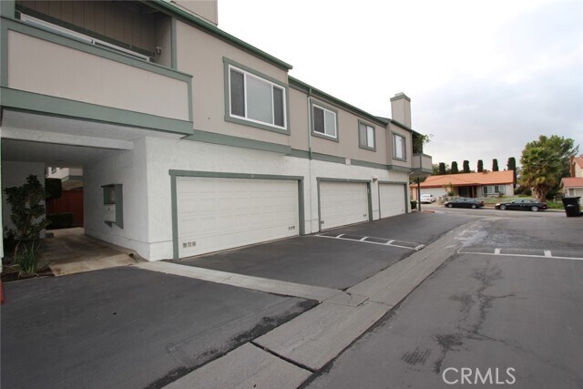 Foto del edificio - 1126 Cleghorn Dr