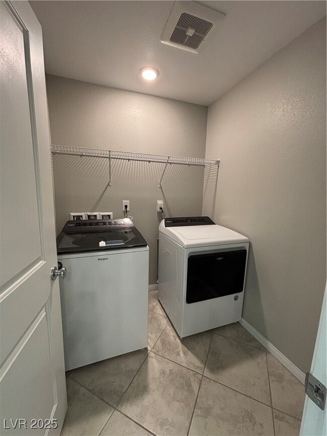 Building Photo - 2456 Bagnara Pl