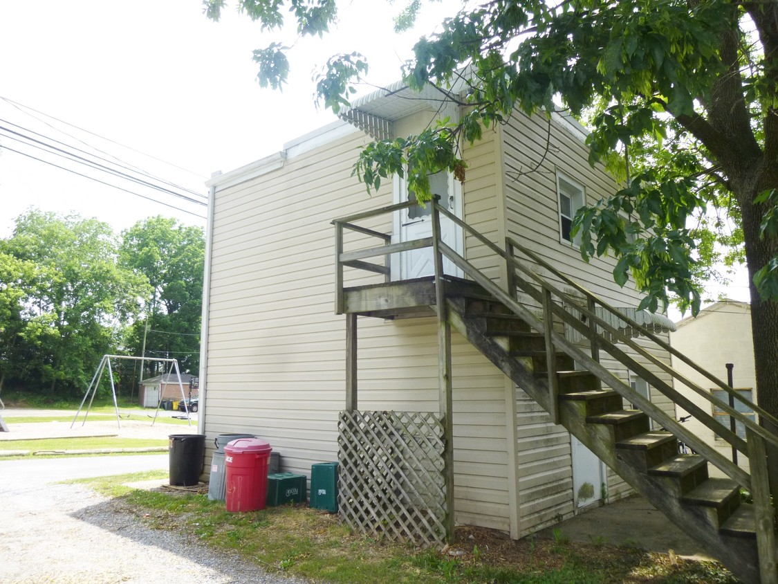 Primary Photo - 434 S State St