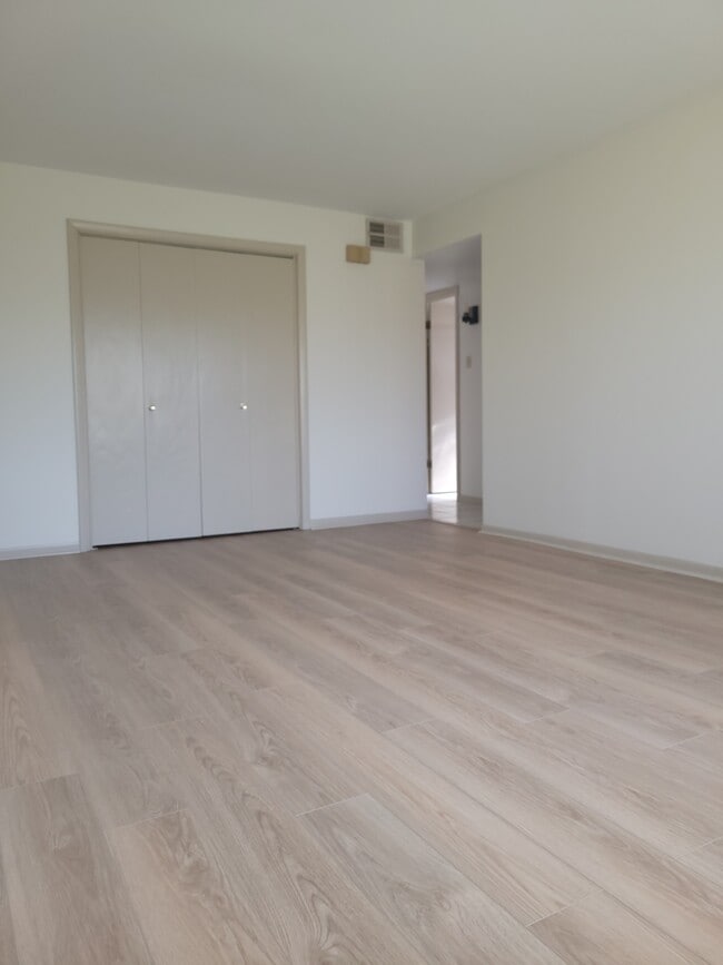 Living Room - 3166 W Meadow Lane Dr