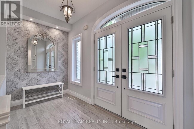 Building Photo - 2 Gleave Ct