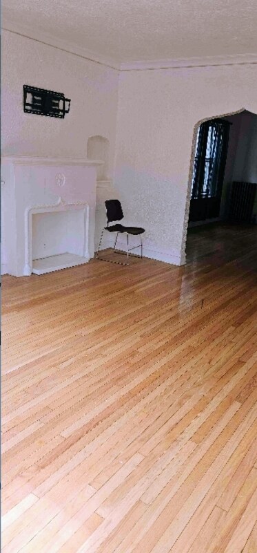 Foto del edificio - 8119 S Vernon Ave