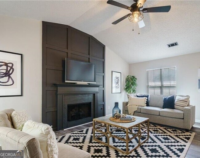 Building Photo - 5745 Antelope Trail