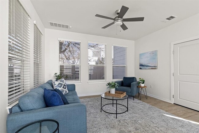 Building Photo - 1716 Adina St