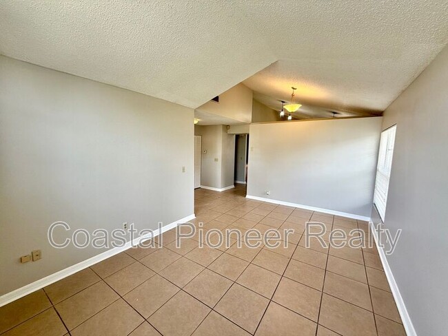 Building Photo - 5321 Southwick Dr
