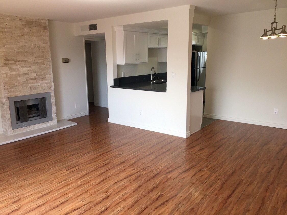 Foto principal - 12629 Caswell Ave