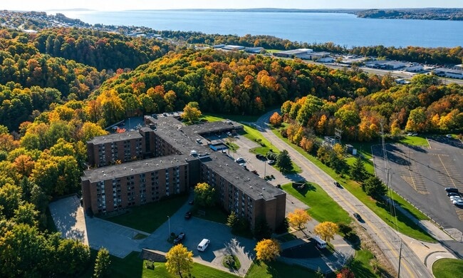 The Current Apartments