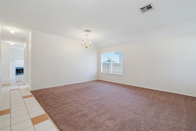 Foto del edificio - 3705 Crownover St