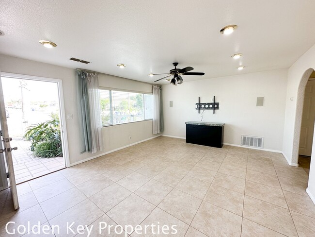 Foto del edificio - Move-in ready single-level home in Oceanside!