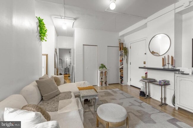 Foto del edificio - 1324 Locust St