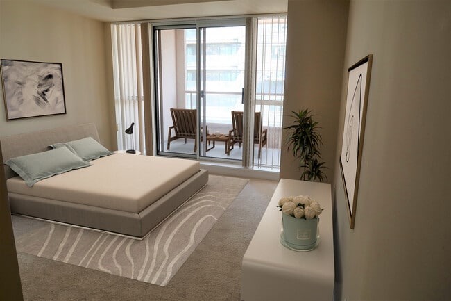 Photo - The Bay Club Apartments