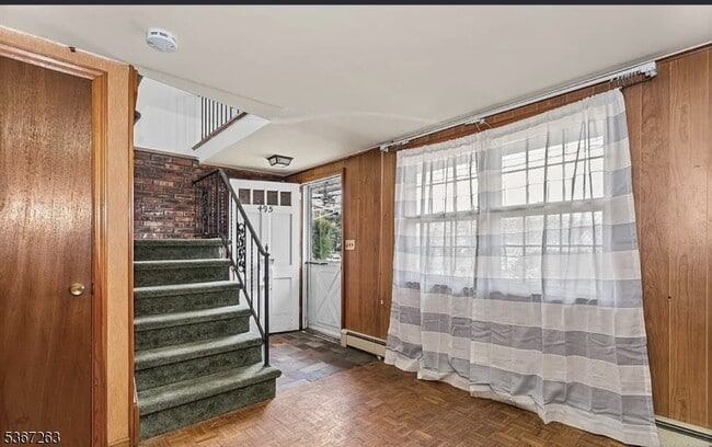 Foto del edificio - 495 Brook Ave