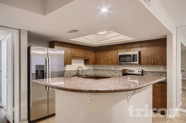 Foto del edificio - 13605 N 24th Ave