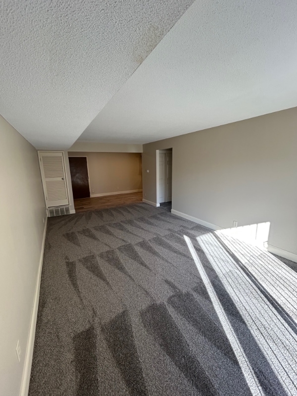 Building Photo - 7100 Van Dorn St