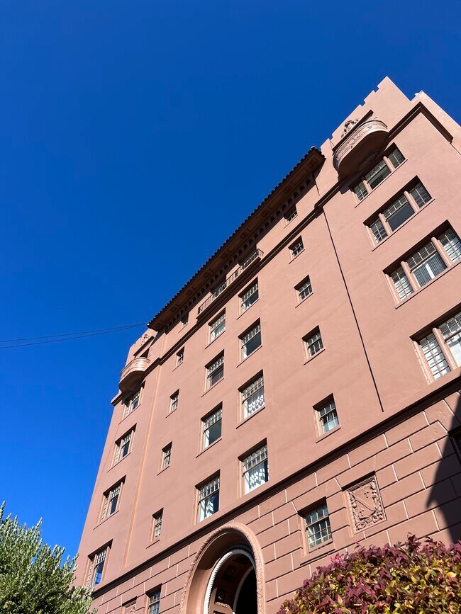 Foto del edificio - 1450 Greenwich St