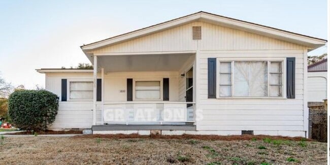 Building Photo - 1800 Helen Ct