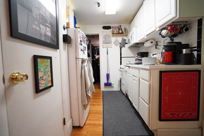 Photo - 45 Westland Ave Apartment