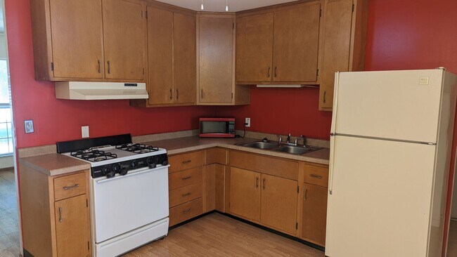 Foto del edificio - 810 Maplepark Dr