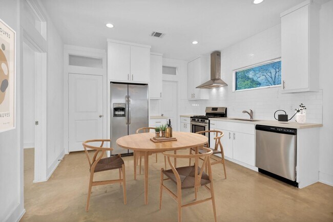 Foto del edificio - 603 Edgewood St