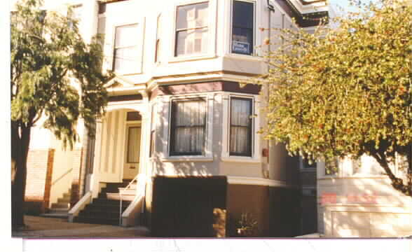 Building Photo - 266 28th St