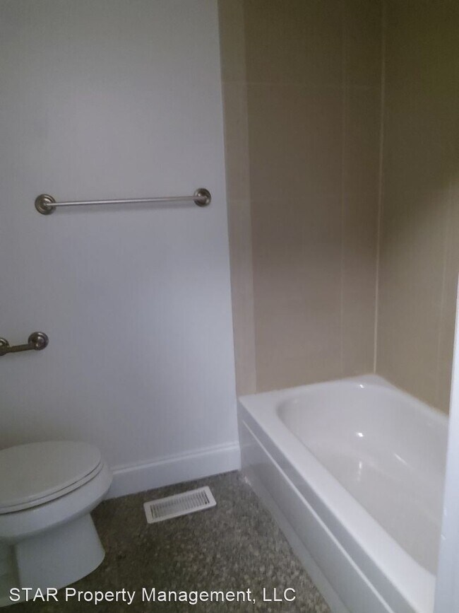 Foto del edificio - 2 br, 2 bath House - 1011 W. Cross St. - 1