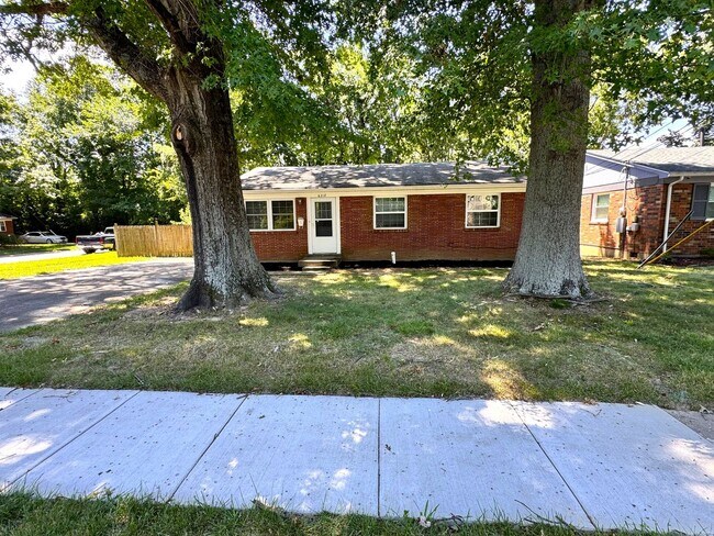 Building Photo - Single Family Home in the heart of Fern Creek