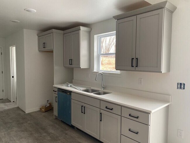 Foto del edificio - $2,200 | 3 Bedroom, 2.5 Bathroom Townhome | Pet Friendly* | Available for August 1st, 2026 move in!
