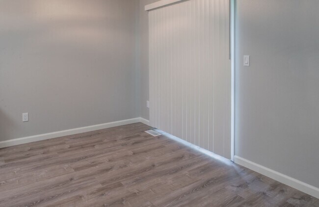 Building Photo - 8014 64th Dr NE