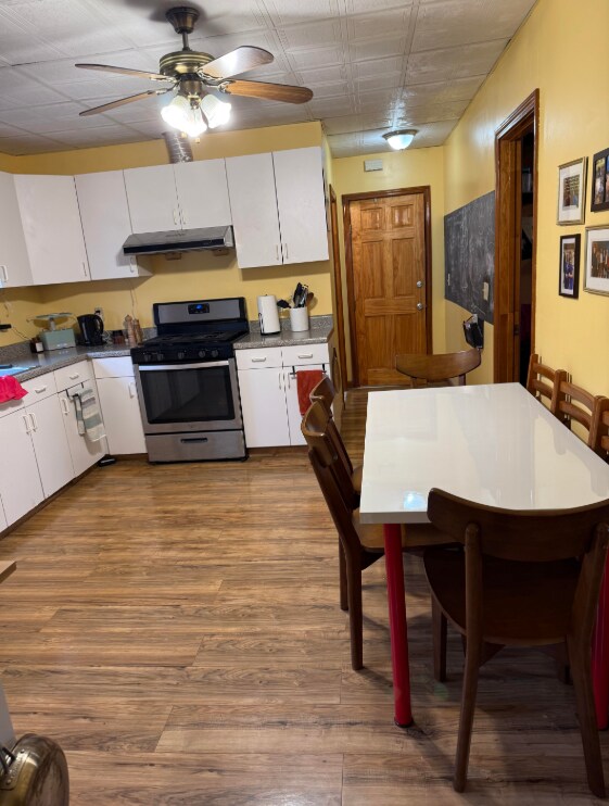 Primary Photo - 153 Cherry St