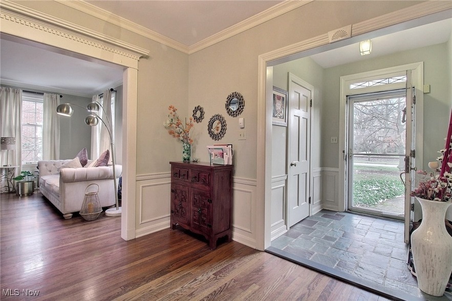 14575 Shaker Blvd Shaker Heights, OH 44120 – photo 2