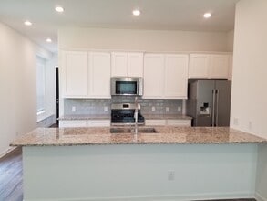 Building Photo - 535 Bristol Tide Ct