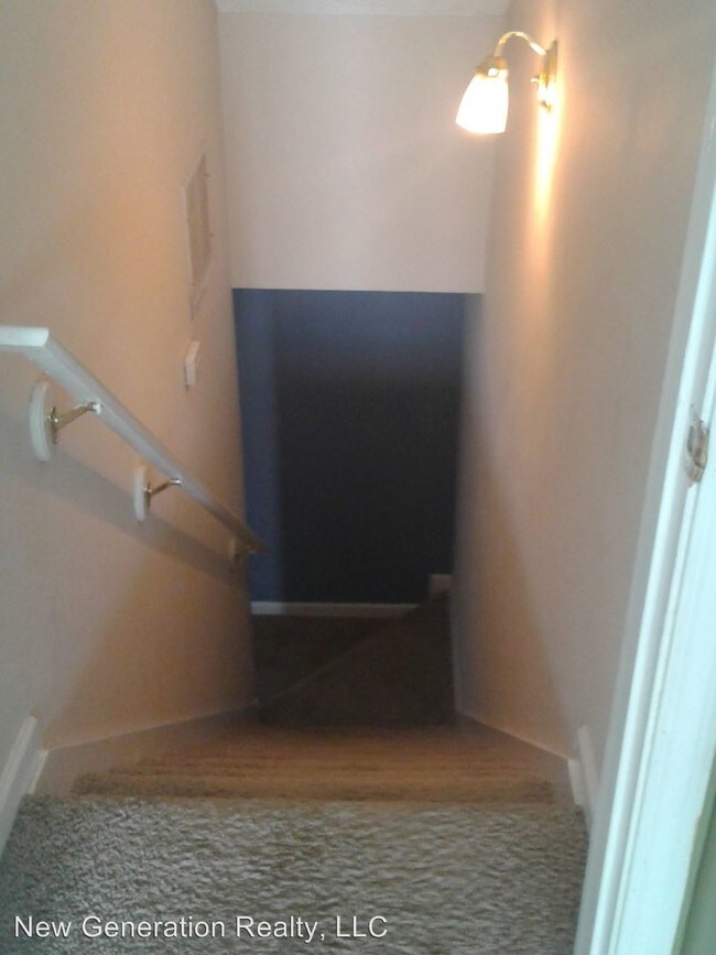 Building Photo - 138 Poplar Pointe Ter