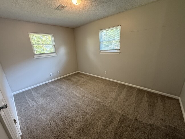 Building Photo - 4004 Clio Ave