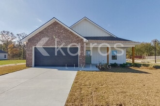 Building Photo - 18857 Seabiscuit Ln