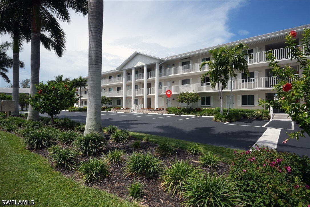 Foto del edificio - 3062 Sandpiper Bay Cir