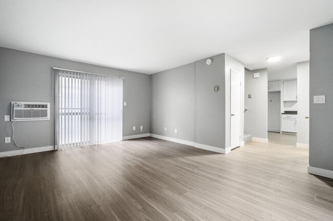 Building Photo - Chula Vista Terrace *$300 Off*