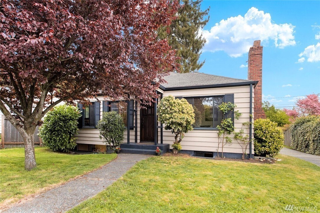 Primary Photo - 8222 20th Ave NE