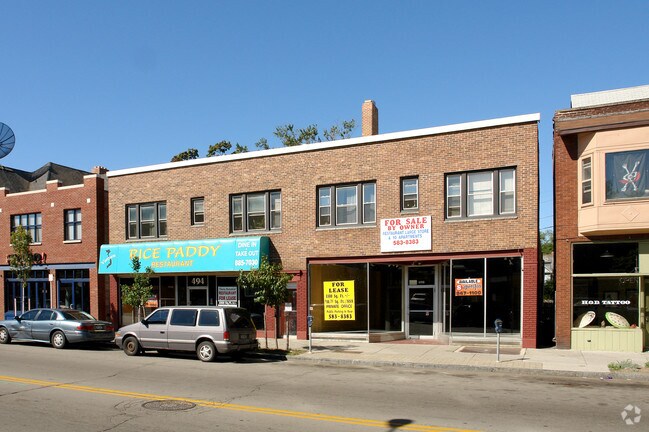 Foto del edificio - 494-498 Elmwood Ave