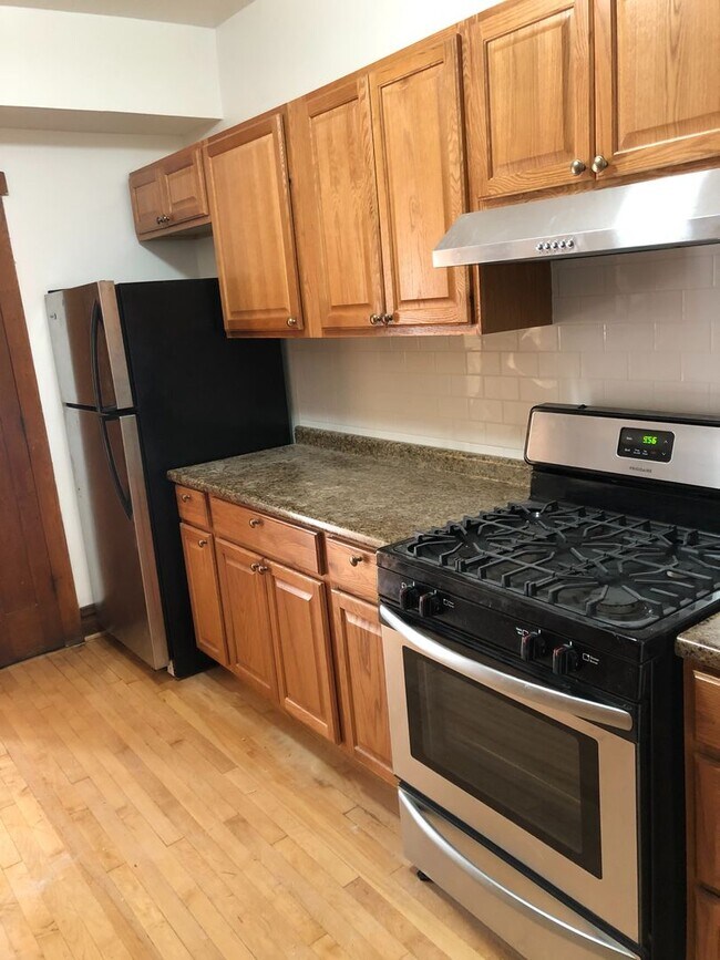 Foto del edificio - 4018 W Cortland St