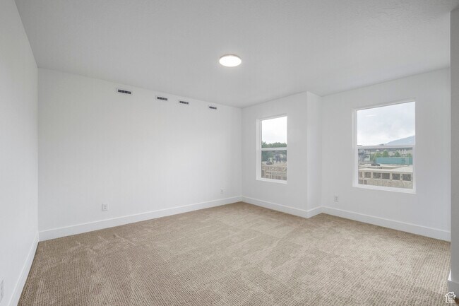 Foto del edificio - 1766 W 160 S