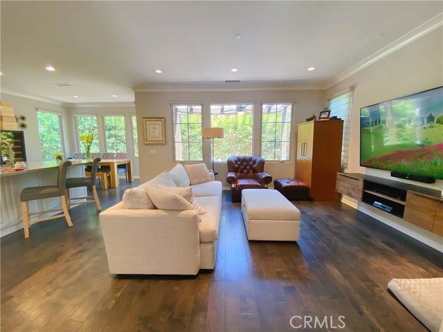 Building Photo - 103 Bianco