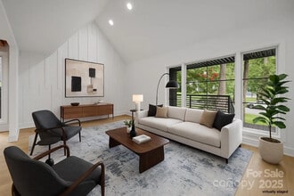 Building Photo - Room in House on Piney Path Rd