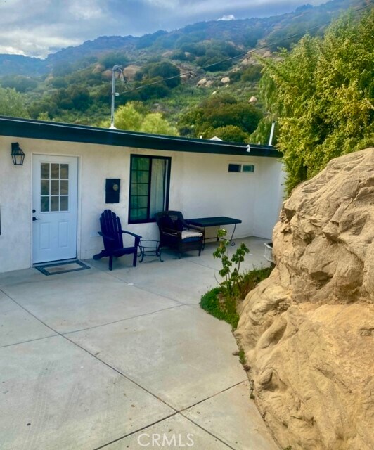 Foto del edificio - 9552 Ventura Way