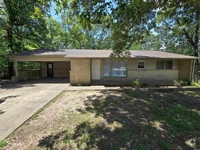 Building Photo - 8713 Westwood Ave