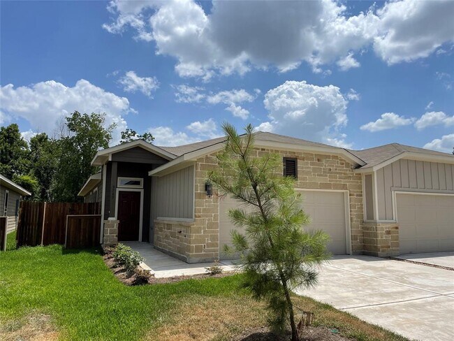 Foto del edificio - 9765 Grosbeak Ln