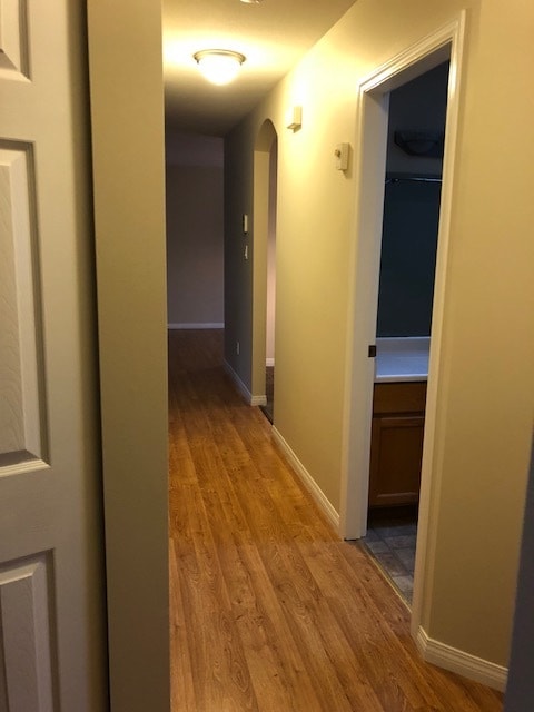 Building Photo - 2116 Meadowlark Dr