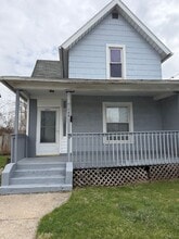 Building Photo - 149-151 2nd St SW